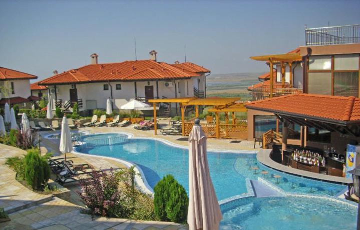 Bay View Villas - Luxury Villas & Apartments Kosharitsa Dış mekan fotoğraf